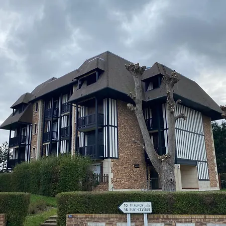 Duplex Avec Terrasse Et A 5 Minutes A Pied *