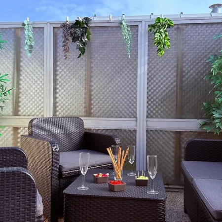 Duplex Avec Terrasse Et A 5 Minutes A Pied *